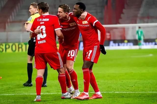 雄鹿终结凯尔特人5连胜 热火双加时力克老鹰